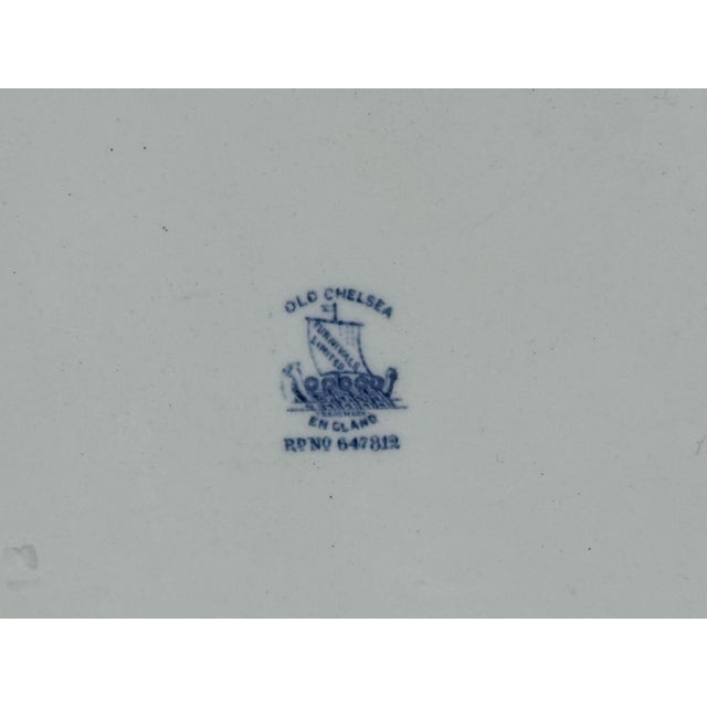 Vintage 1930s English Ironstone Round Charger Serving Plate With Exotic Birds For Sale In Boston - Image 6 of 7