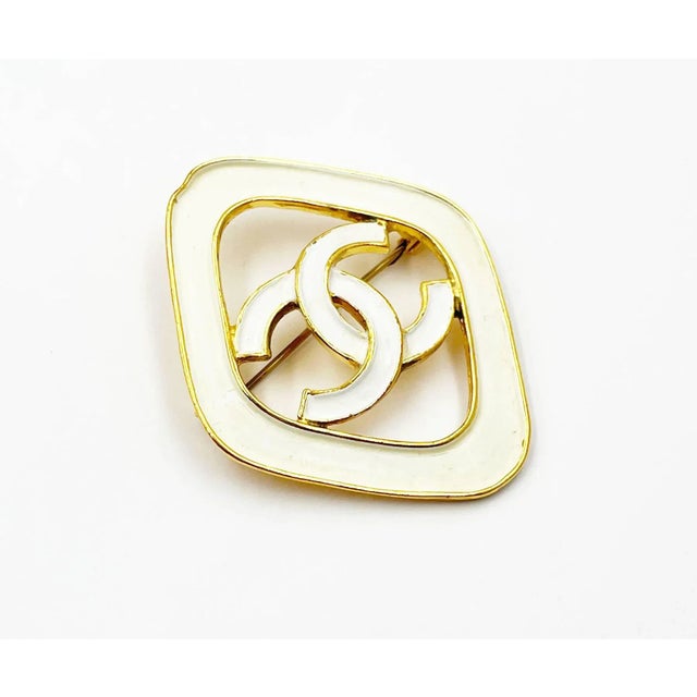 Chanel Rare Vintage Gold Plated Argyle White CC Brooch *Marked 93 *Made in France *Comes with an original box...