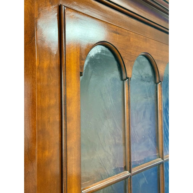 Brown Vintage Statton Georgian Oldtowne Cherry Corner Cabinet For Sale - Image 8 of 11