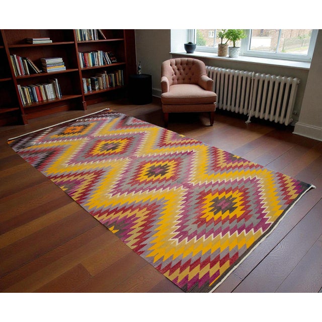 Mid-Century Modern Vintage Turkish Handwoven Kilim Rug – Tribal Flatweave, Boho Farmhouse Style – 5′5″ X 10′6″ For Sale - Image 3 of 12