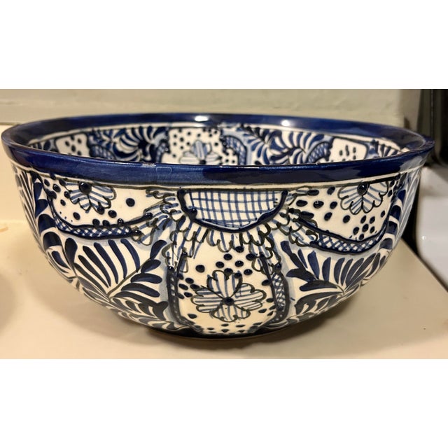 Blue Vintage Mexican Talavera Hand-Painted Blue & White Ceramic Serving Bowl For Sale - Image 8 of 12