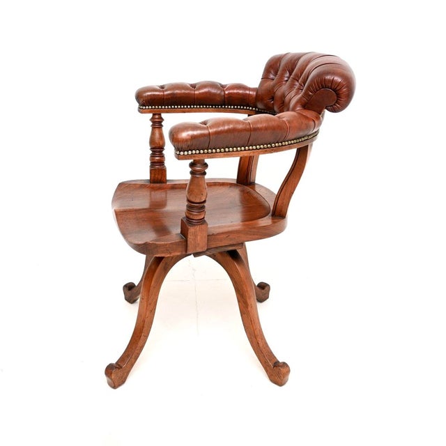 Antique Victorian Oak and Leather Swivel Desk Chair attributed to James Shoolbred, 1880 For Sale - Image 3 of 9