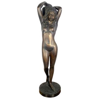20th-Century Large Bronze Sculpture of a Nude Young Lady Carrying a Water Urn For Sale