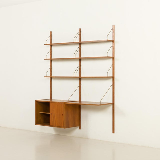 Wood Danish Teak Wall Unit in the style of Cadovius, Sorensen, 1960s For Sale - Image 7 of 14