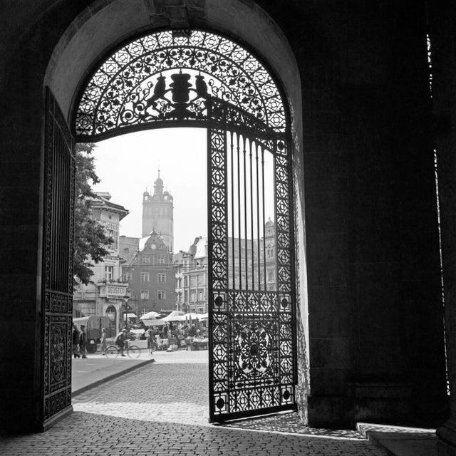 1930s View Gate Residence Castle to Main Market Darmstadt, Germany, 1938, Printed 2021 For Sale - Image 5 of 5