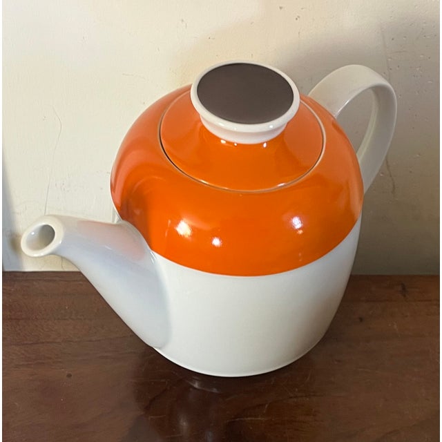 Eschenbach Bavaria Mid-Century Modern porcelain teapot or coffee pot. Decorated with brown and orange stripes. Measures 8...
