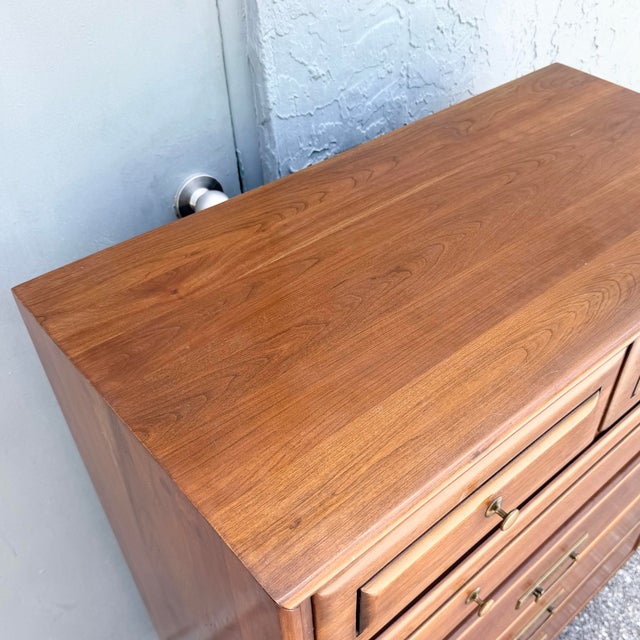 Mid 20th Century Mid-Century Modern Cliff House 6-Drawer Chest by Heywood-Wakefield For Sale - Image 5 of 12