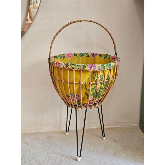 Mid-Century Modern Mid-Century Modern Italian Rattan Sewing Basket with Batik Cotton Lining and Hairpin Legs, 1950s For Sale - Image 3 of 9