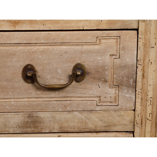 Wood Italian Neoclassical 18th Century Bleached Walnut Commode with Fluted Side Posts For Sale - Image 7 of 12