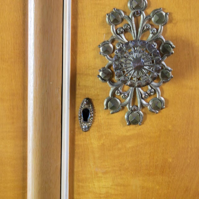 Large Early to Mid-20th Century Vintage English Art Deco Style Wardrobe Burled Maple & Walnut Frame For Sale - Image 10 of 18