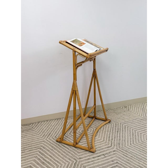 Vintage Rattan Wicker Easel Podium Art Stand Coastal Boho Hollywood Regency For Sale In Tampa - Image 6 of 13