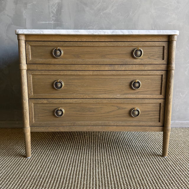 Size 32" W x 18" D x 26" H Leg Height 5.5" / Drawer Size 26.5" x 12.75" x 4.5" A timeless white oak nightstand finished in...