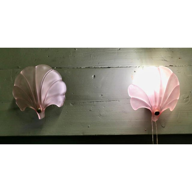 Art Deco French Pink Glass Shell Wall Lights, 1980, Set of 2 For Sale - Image 3 of 8