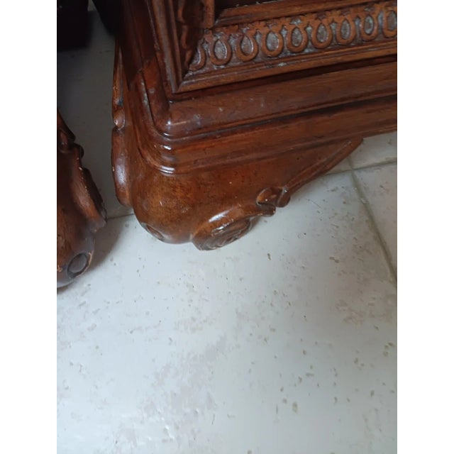 Vintage Style Dark Tone Wood Nightstand 3 Drawer Set of 2 For Sale - Image 4 of 8