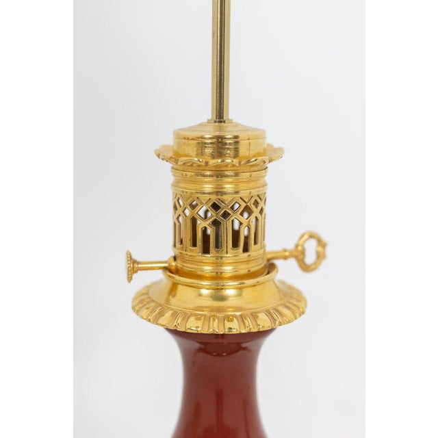 Porcelain and Gilded Bronze Sang-De-Boeuf Table Lamps, 1880s, Set of 2 For Sale - Image 3 of 6