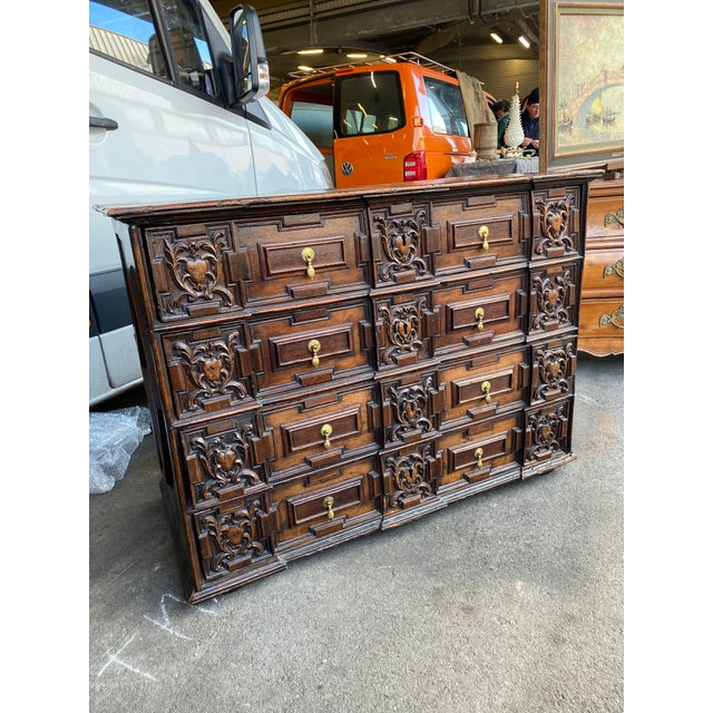 English English 18th C Oak Marriage Chest For Sale - Image 3 of 5