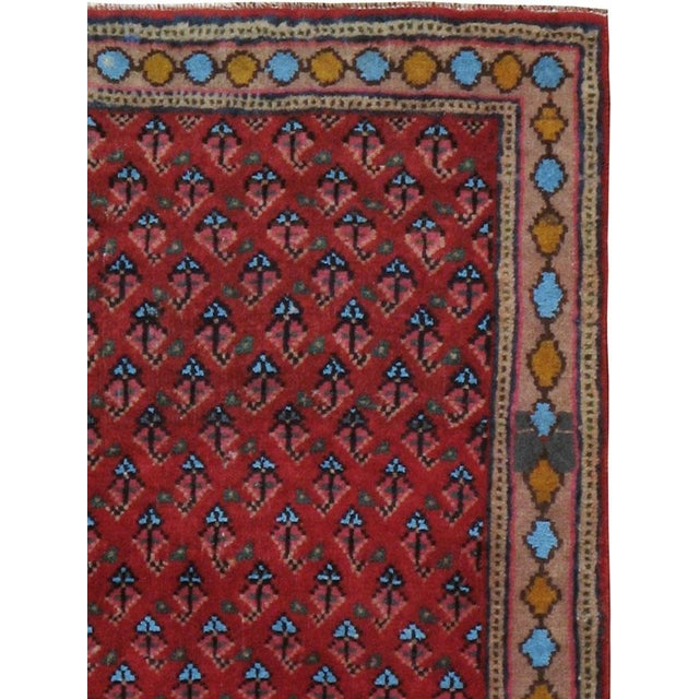 A vintage Persian kashan rug from the mid-20th century. Kashan carpets are one of the most important of the refined urban...