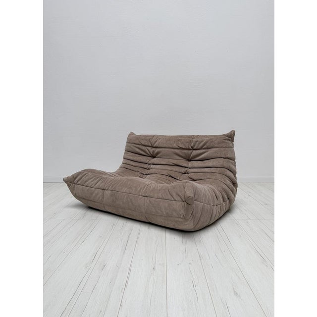 Vintage Alcantara Togo 2-Seater Sofa by Michel Ducaroy for Ligne Roset, 1990s For Sale - Image 15 of 15