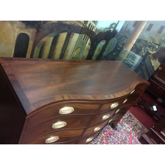 Traditional Vintage Dresser, Henredon Heritage Furniture For Sale - Image 3 of 15