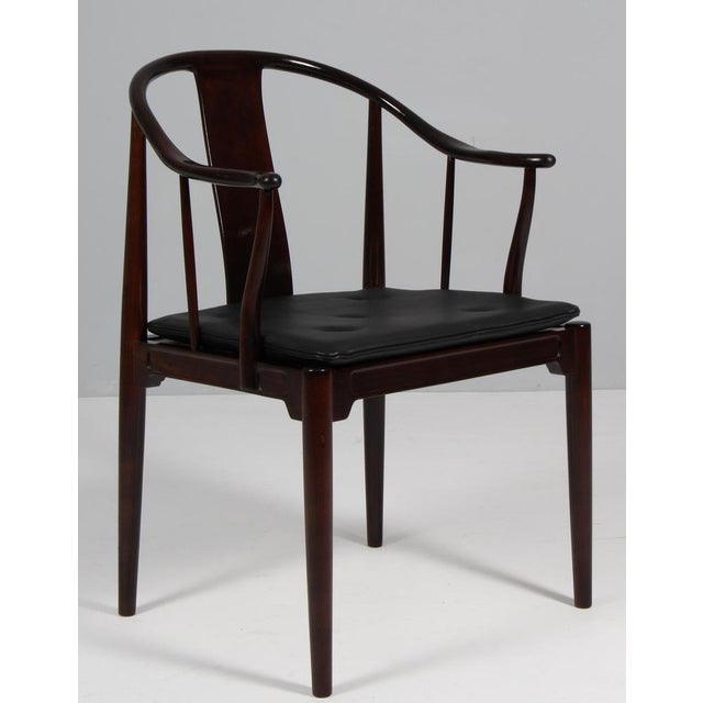 Hans J. Wegner famous and beautiful chair is an adaptation of an old Chinese chair of the Ming dynasty; “China Chair”. A...