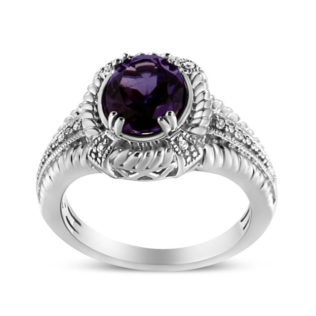 Early 21st Century .925 Sterling Silver Prong Set Natural Oval Shape 9X7 MM Purple Amethyst Solitaire and Diamond Accent Ring - Ring Size 5 For Sale - Image 5 of 7