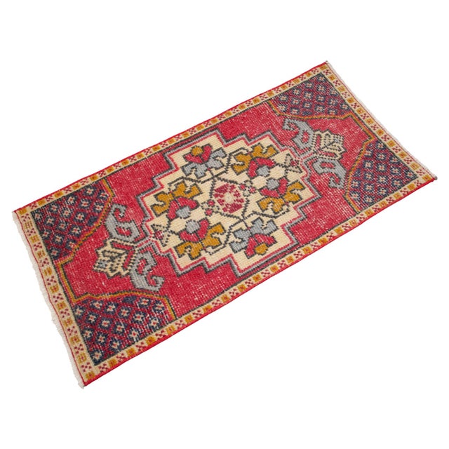 1970s 1970s Hand-Knotted Small Turkish Rug, Kitchen Mat, Laundry Room Decor, Doormat - 1'7" X 3'3" For Sale - Image 5 of 11