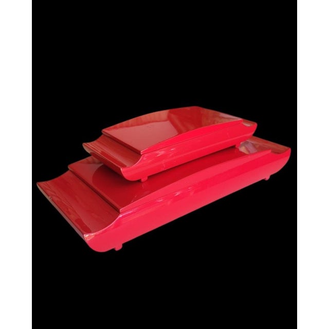 Chinoiserie Vintage Red Lacquered Pagoda Chinoiserie Shaped Chinese Red Storage Boxes Set 2 For Sale - Image 3 of 9