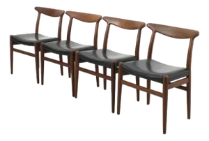 Model W2 Dining Chairs by Hans Wegner, Set of 4