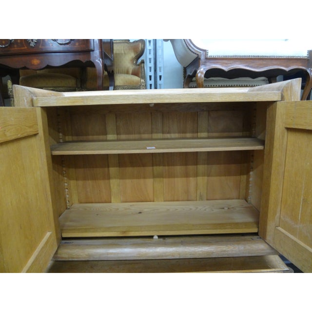 Tan 1940s Pair of French Modern Cerused Oak Cabinets Attributed to Jules Leleu For Sale - Image 8 of 12