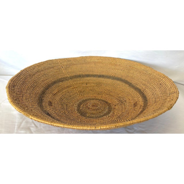 Native American Vintage Native American Natural Fiber Woven Bowl/Basket From the Mid 20th Century For Sale - Image 3 of 14