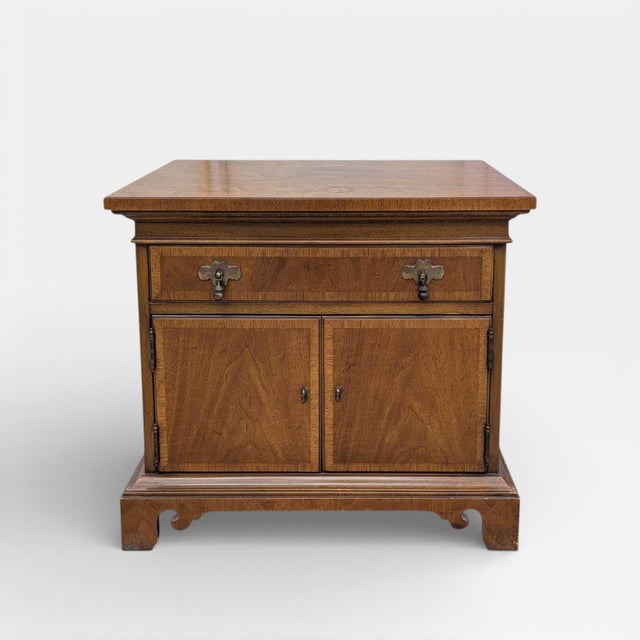 Pair of Thomasville Mid-Century Wood Nightstands For Sale - Image 17 of 18