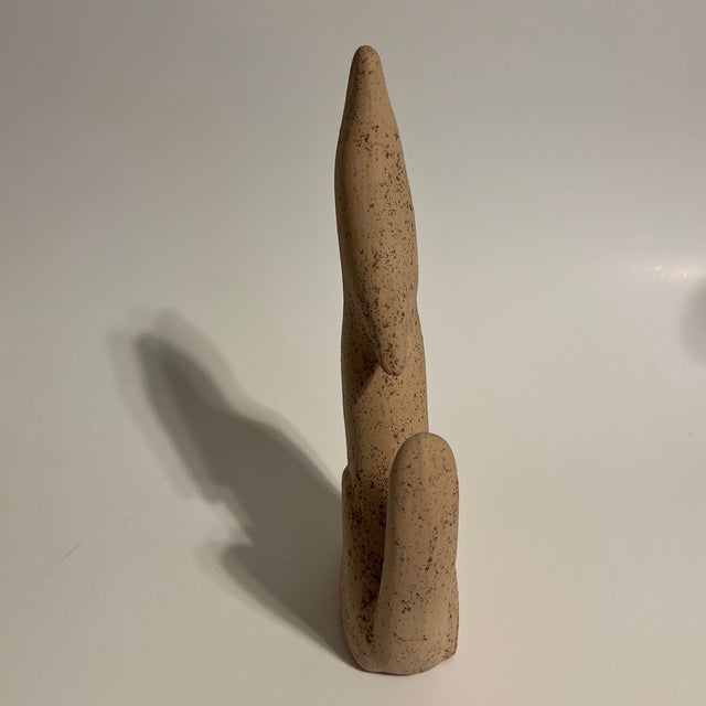 1980s Southwest Art Pottery Howling Coyote Wolf Pottery Bead Light Pink Glazed For Sale - Image 4 of 5