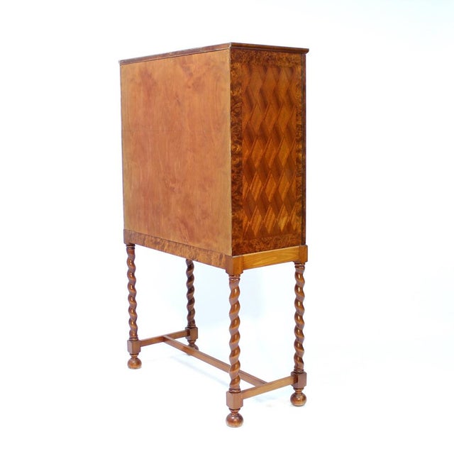 Swedish Modern Bar Cabinet in Mahogany and Root Veneer, 1940s For Sale - Image 11 of 18