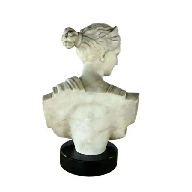 19th Century Italian Neoclassical Marble Bust of Diana, 19th Century, Italy Grand Tour For Sale - Image 5 of 14
