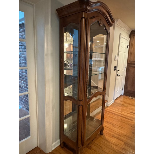 1990s 1990s Ethan Allen Country French Cherry Lighted Curio Cabinet, Made in Usa For Sale - Image 5 of 5