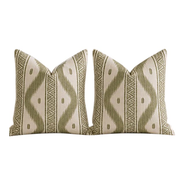 Kravet Zena in Moss Designer Pillows – A 22" Pair For Sale