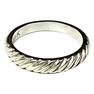 14k White Gold Textured Band Ring For Sale