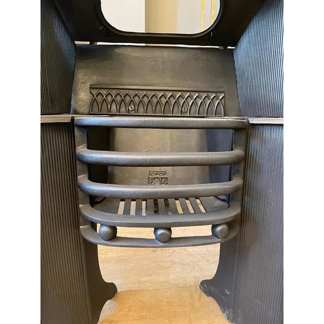Vintage Regency Style Register Grate in Cast Iron, 2000 For Sale - Image 9 of 10