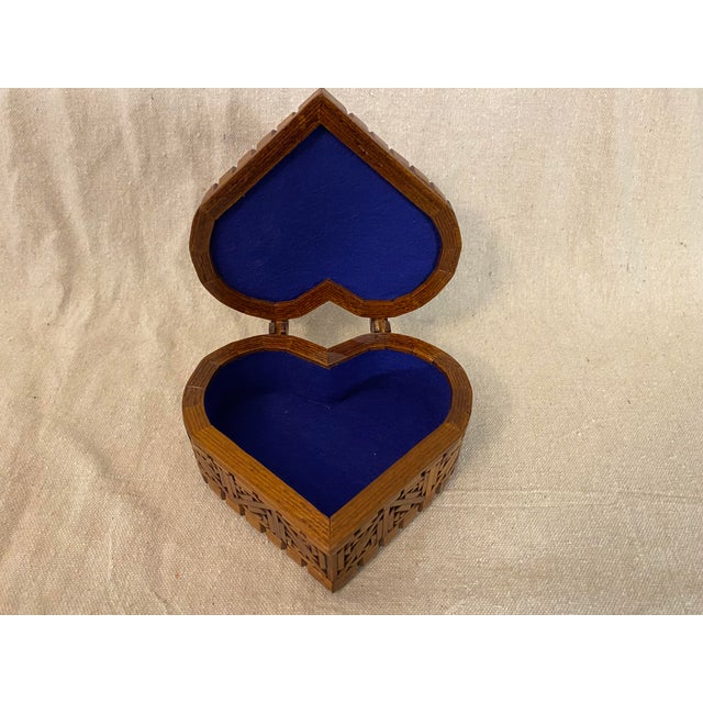 Late 20th Century Heart Shaped Hinged Lid Tramp Art Folk Art Trinket Box For Sale - Image 11 of 12