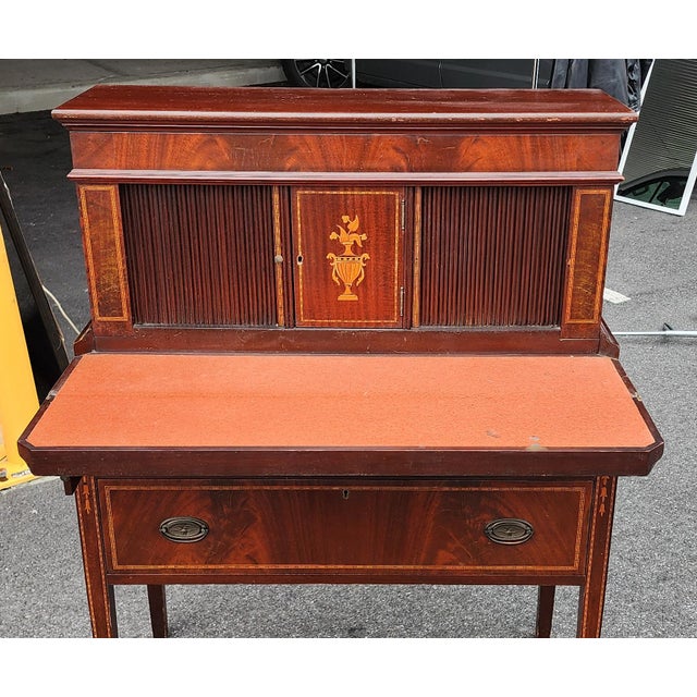 1930s Antique American Federal Style Inlaid Mahogany Ladies Tambour Writing Desk ~ Butlers Desk, 1930s For Sale - Image 5 of 13