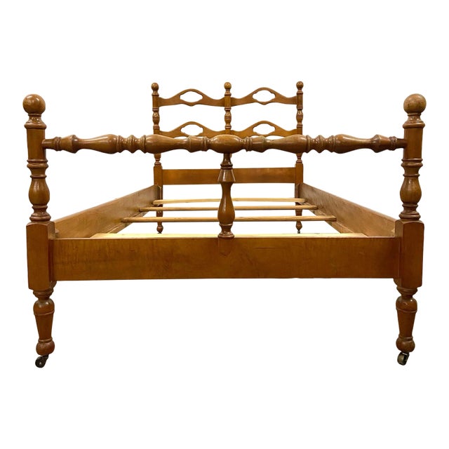 Vintage Maple Twin Size Cannonball Bed For Sale