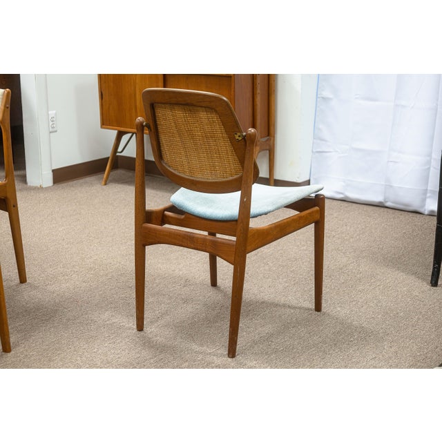 A set of 3 Arne Vodder for France & Daverkosen Model FD-184 chairs. The FD-184 chair by Arne Vodder is a fantastic Danish...