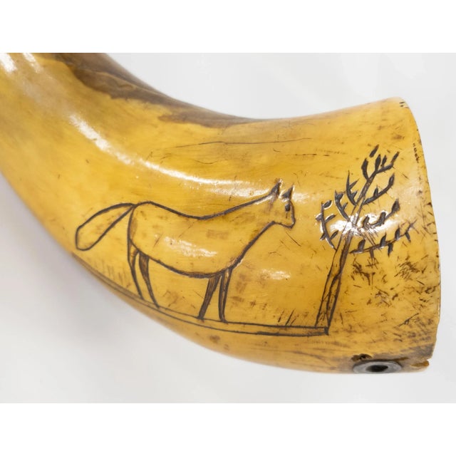 Early 19th Century Carved Scrimshaw English Hunting Powder Horn With Fox For Sale In New York - Image 6 of 10