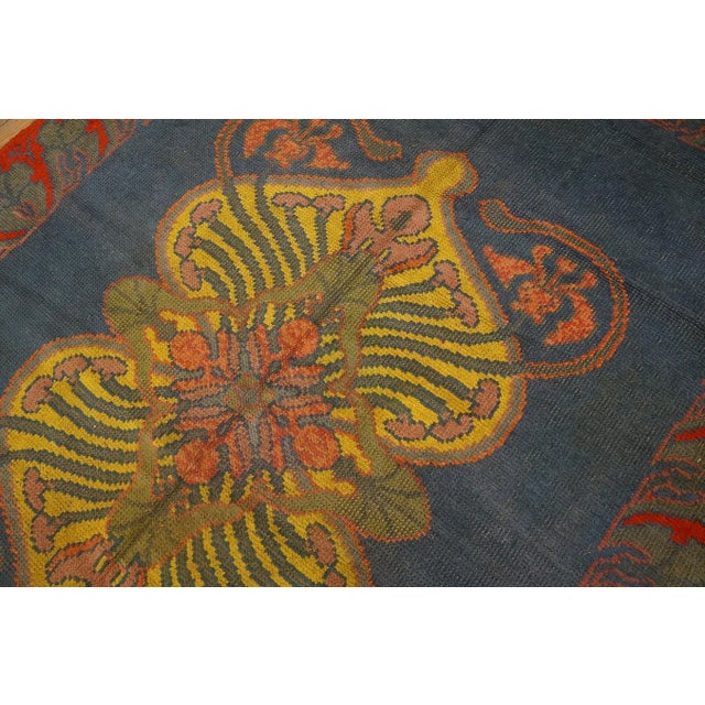 Early 20th Century Irish Donegal Arts & Crafts Carpet ( 5'7" x 7'9" - 170 x 296) For Sale - Image 4 of 12