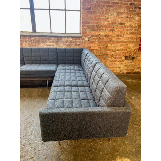 Metal Geiger Tuxedo Two-Piece Component Lounge Sectional in Gray Wool Felt For Sale - Image 7 of 9