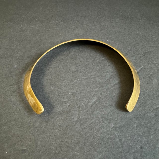 Late 20th Century Vintage Solid Brass Collar Torque Necklace Choker Neck Cuff Boho Egyptian Revival Textured For Sale - Image 5 of 11