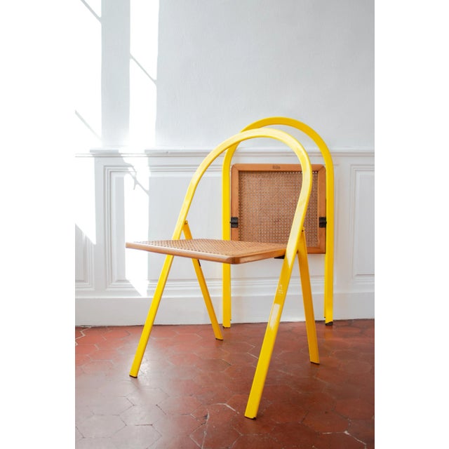 Vintage Folding Chairs in Yellow Lacquered Metal and Caning by Giorgio Cattelan for Cidue, 1970s, Set of 2 For Sale - Image 3 of 18