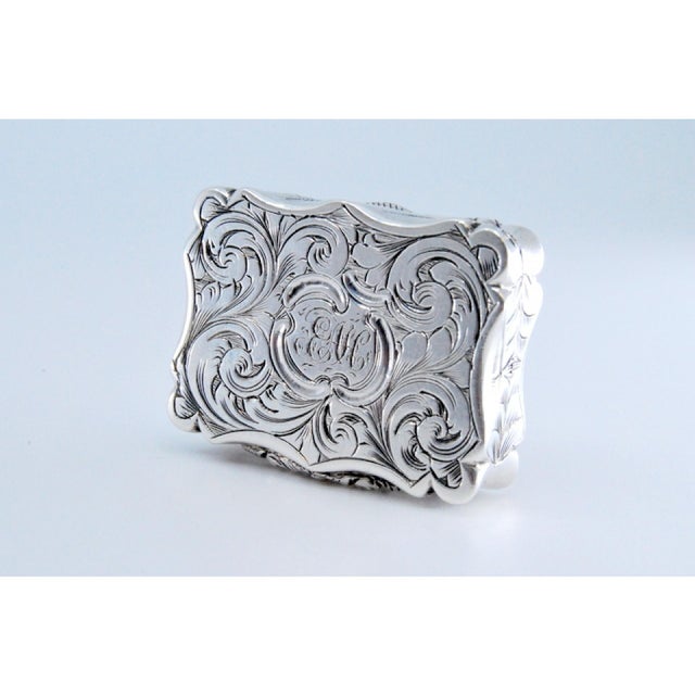 Victorian Silver and Gold Vinaigrette Box with Engravings For Sale - Image 9 of 11