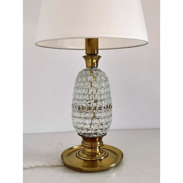 Mid-Century Table Lamp with Brass and Creased Murano Glass Base, 1960s For Sale - Image 10 of 16