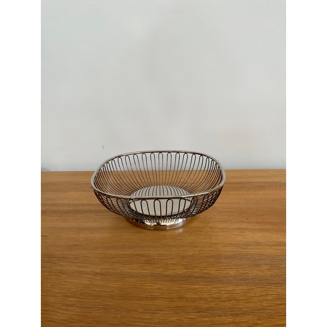 Gorham Mid-Century Silver Plated Bread Basket - Attributed to Gorham For Sale - Image 4 of 12
